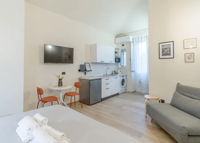 Porta Susa Lovely Mini Apartament